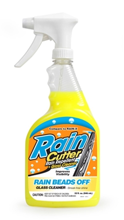 Camco 41782 Rain Cutter Glass Cleaner and Rain Repellent Spray- 32 Oz