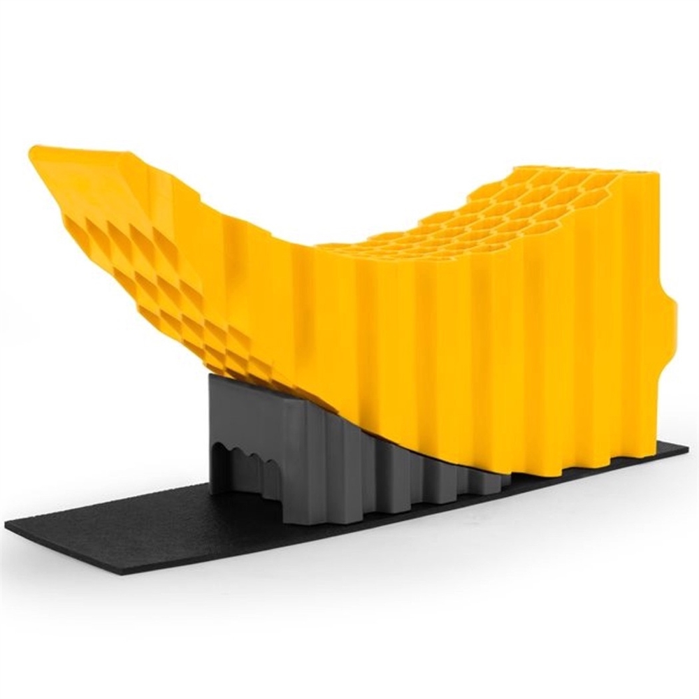 Camco Curved Trailer Tire Lift Aid with Chock and Pad