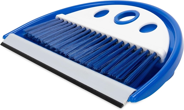 Camco 43945 Compact Dust Pan & Whisk Broom Set